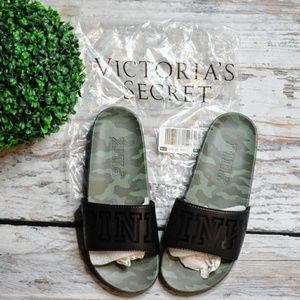 Victoria's Secret Camo Slides Large